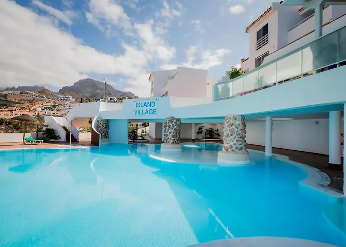 1 Island Village With Wi Fi And Pool